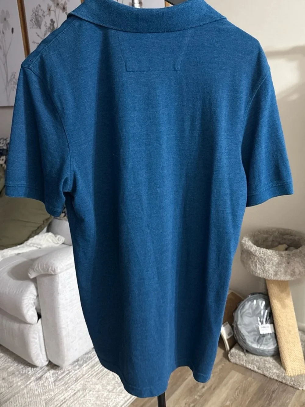 Banana Republic Men’s Teal Blue Polo with Embroidered Bison